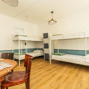 Gemenschappelijk Kamer Alleen voor Vrouwen